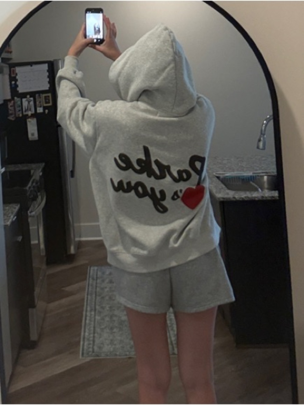 Parke valentines hoodie - Picture 2 of 7